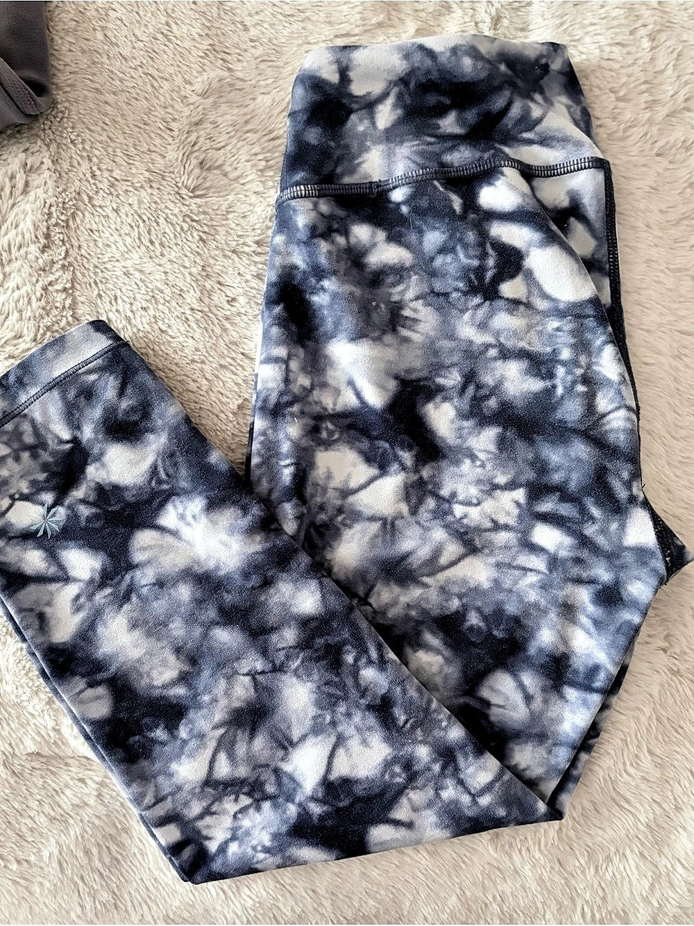 Athleta Girl Tie-Dye Leggings Blue & White Girls M Like New